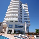 Hotel The Corner Park 3*