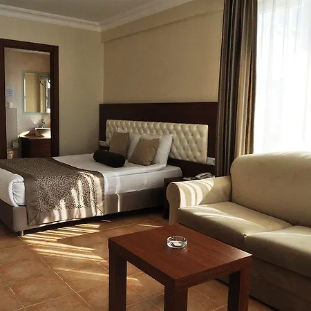 Hotel The Corner Park Antalya