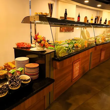The Corner Park Hotel Antalya
