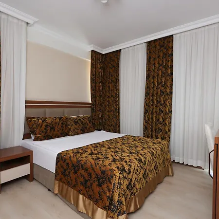 Hotel The Corner Park Antalya