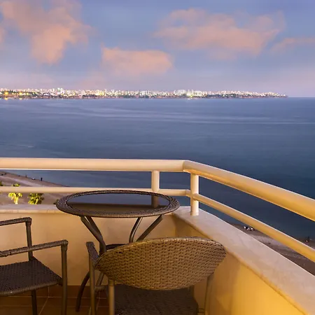 The Corner Park 3* Antalia