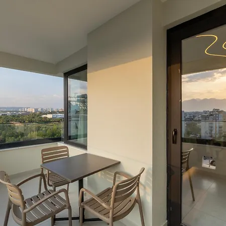 The Corner Park Hotel Antalya