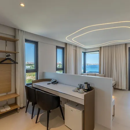 Hotel The Corner Park Antalya