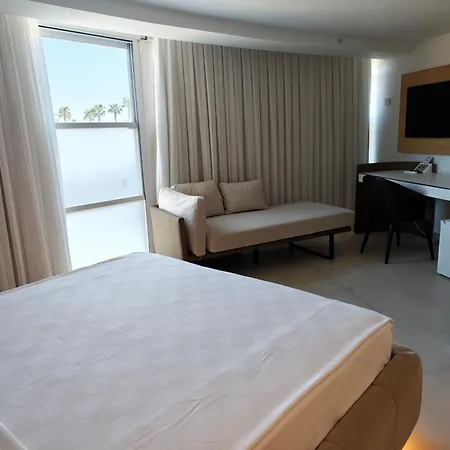 The Corner Park Hotel Antalya