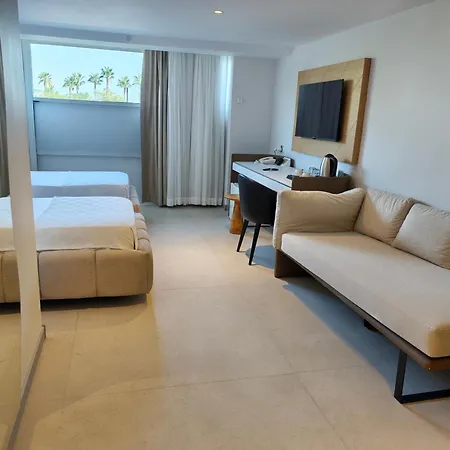 The Corner Park 3* Antalya