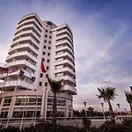 The Corner Park Hotel 3*