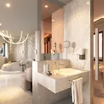 Hotel The Corner Park 3*